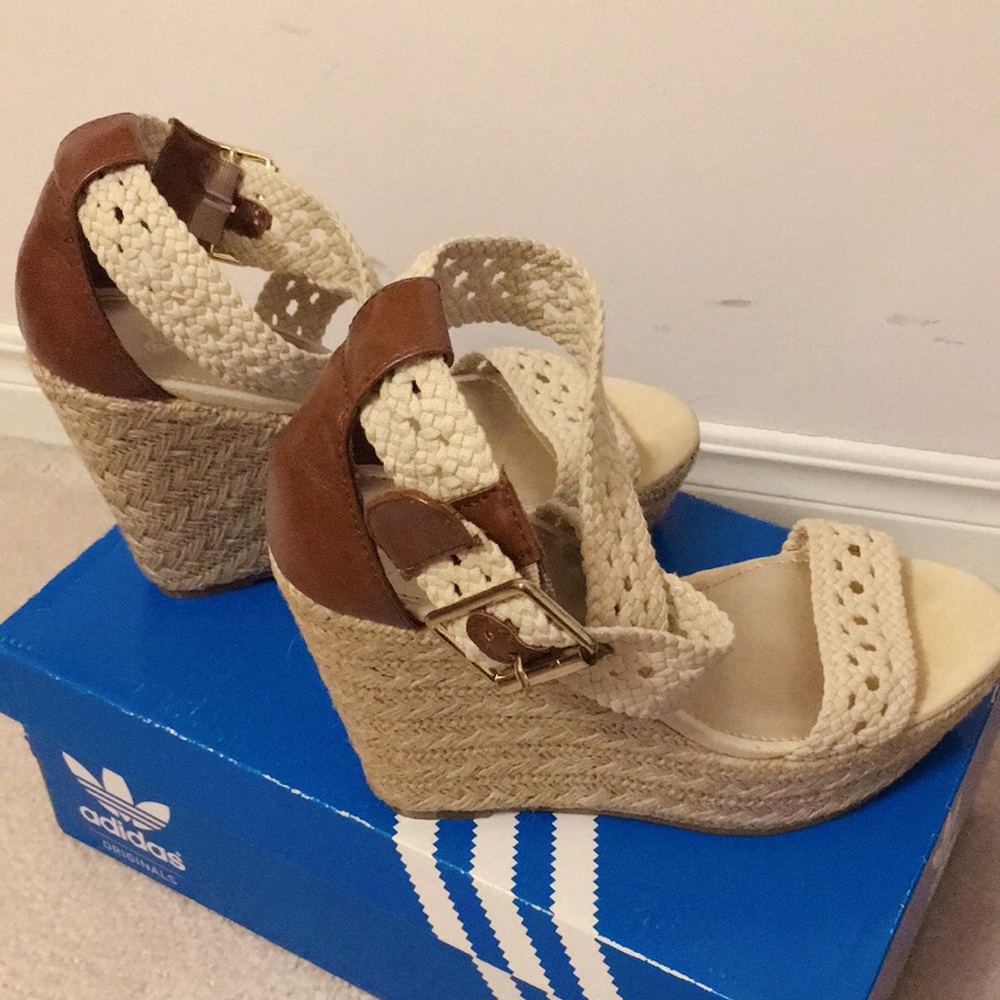 Wedge Sandals - Picture 3 of 5